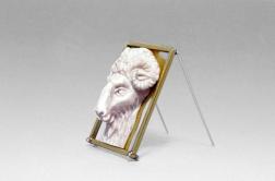 Designerbrosche, Widderkopf Elfenbein, Gold, Brill